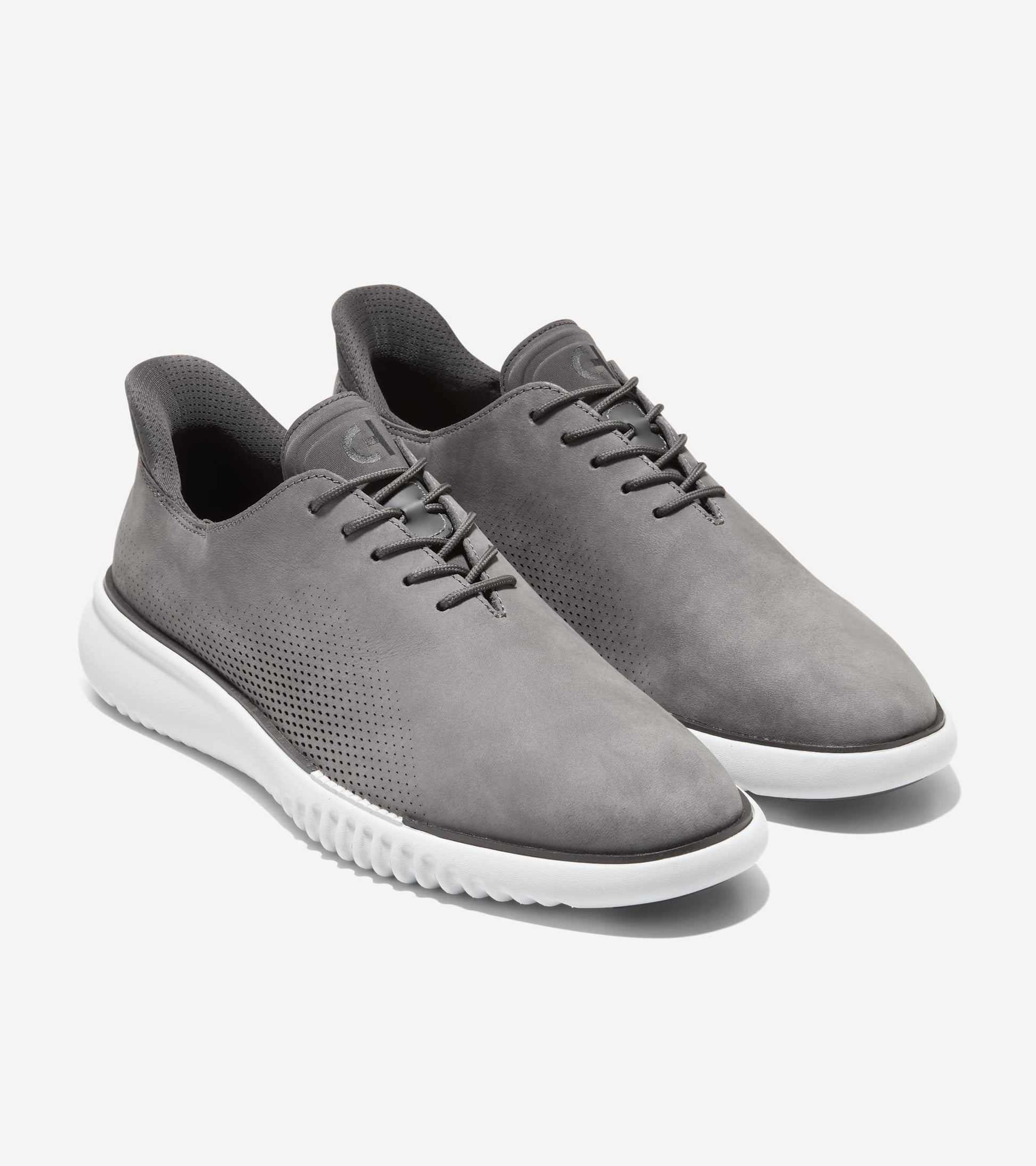 C42840:CASTLEROCK NUBUCK / RAVEN / OYSTER MUSHROOM