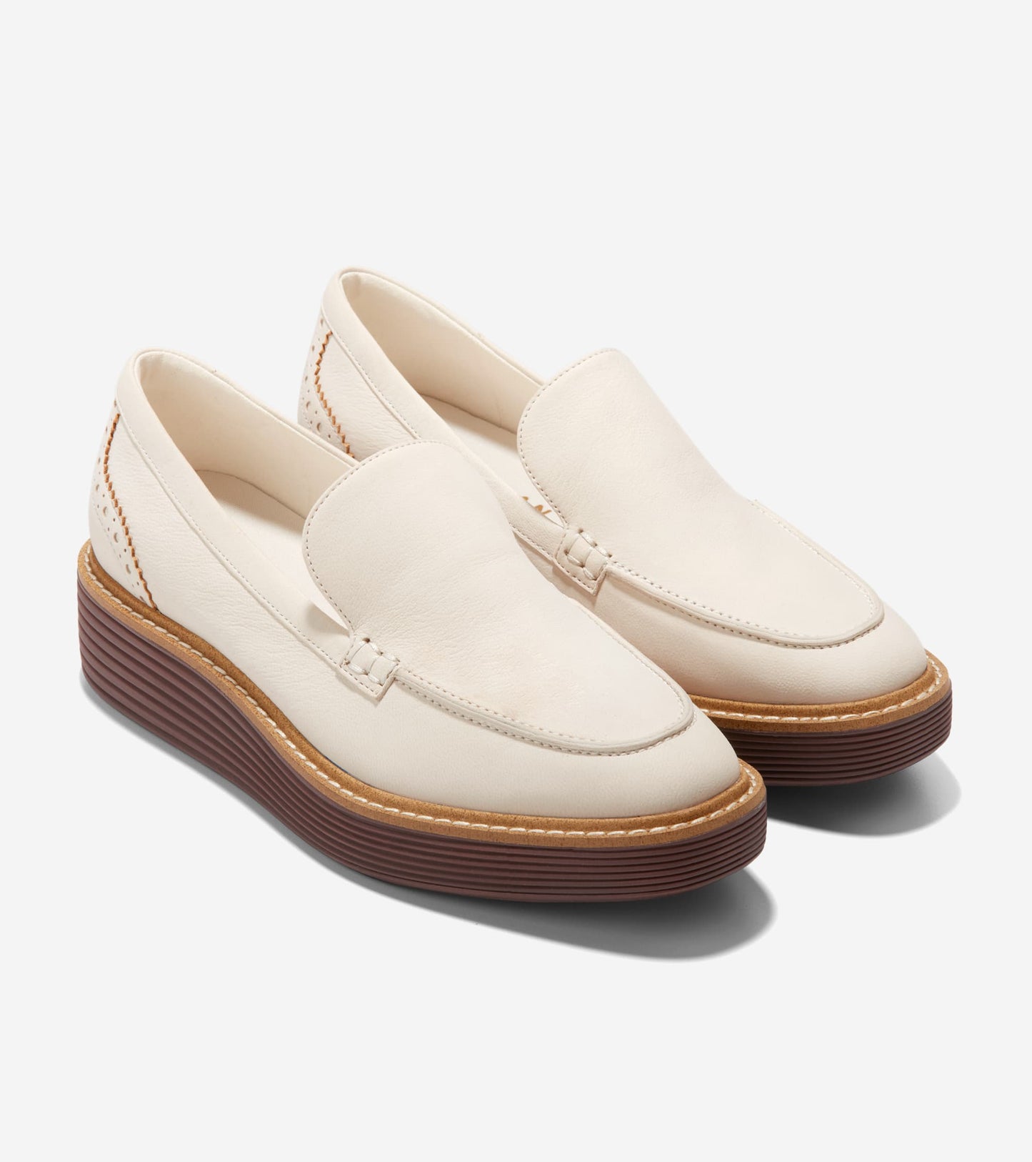 W29403:IVORY NUBUCK/CH BLOODSTONE