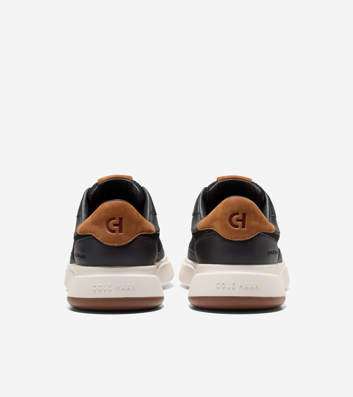 C43524:BLACK / CH NEW CARAMEL NUBUCK / IVORY